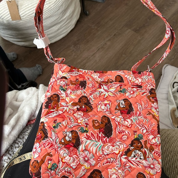NWT Disney x Vera Bradley Moana Crossbody Bag - Picture 5 of 7